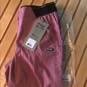 Greys Anatomy Impact women’s scrubs